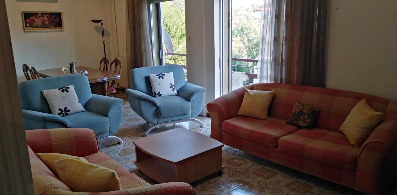 Ομορφο Διαμερισμα Με Μεγαλες Βεραντες Apartment Атина Екстериор снимка